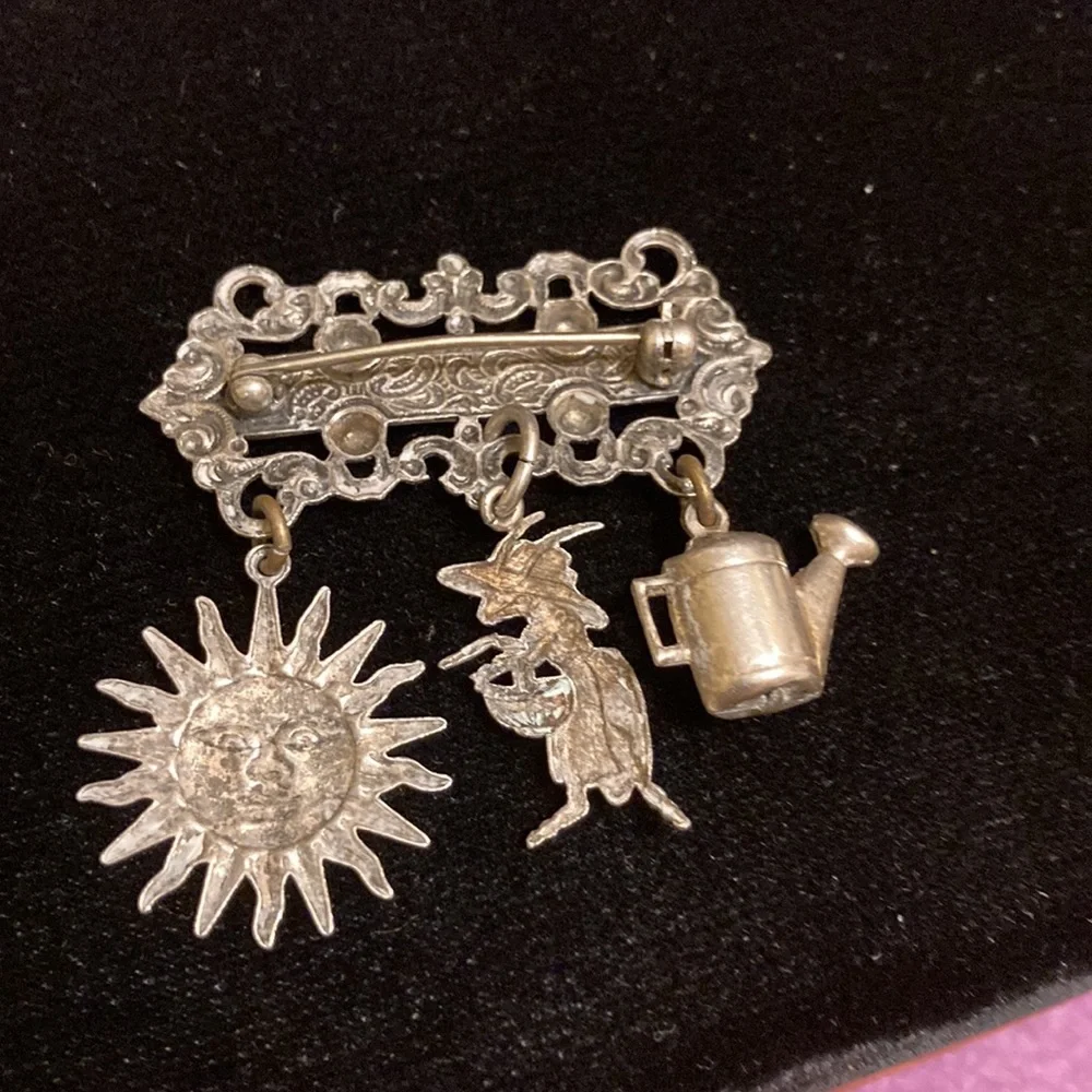Pewter tone garden themed pin
